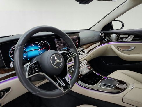 Used 2022 Mercedes-Benz E 350 Sedan image 16