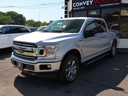Used 2019 Ford F150 XLT w/ Equipment Group 302A Luxury AWD/4WD image 2