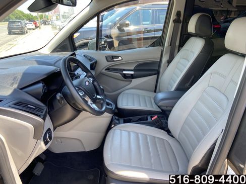 Used 2022 Ford Transit Connect Titanium FWD image 21