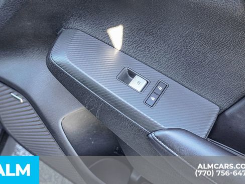 Used 2025 Mitsubishi Outlander SE image 51