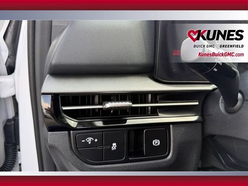 Used 2026 Kia Sportage LX AWD/4WD image 26