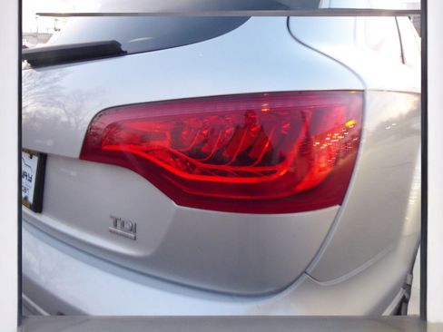 Used 2011 Audi Q7 TDI Prestige image 27