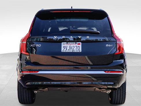 Certified 2026 Volvo XC90 B6 Plus w/ Protection Package AWD/4WD image 7