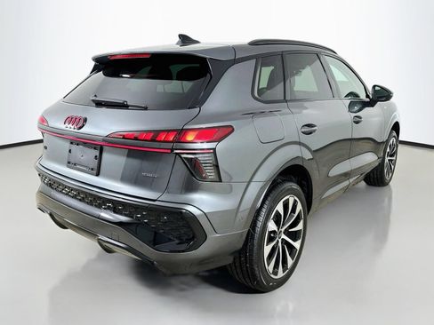 New 2026 Audi Q3 quattro 2.0T AWD/4WD image 5