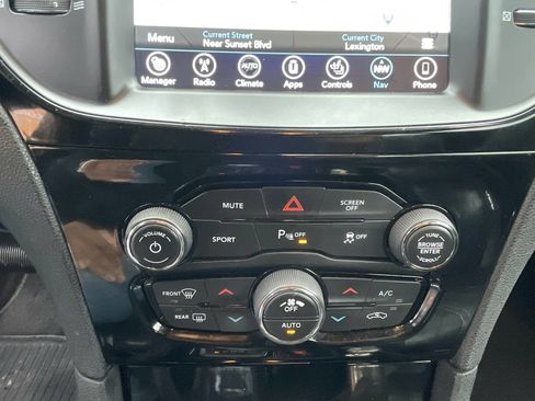 Used 2017 Chrysler 300 S w/ 300S Premium Group image 19