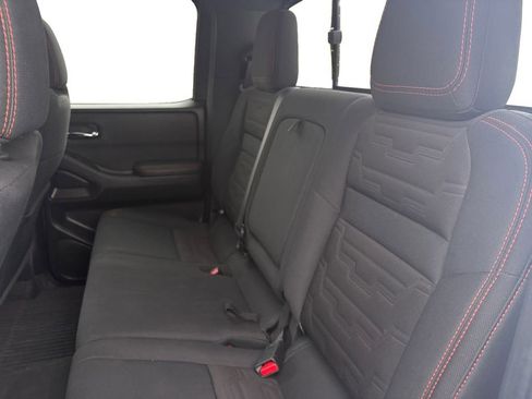 Used 2022 Nissan Frontier PRO-4X w/ Technology Package image 13