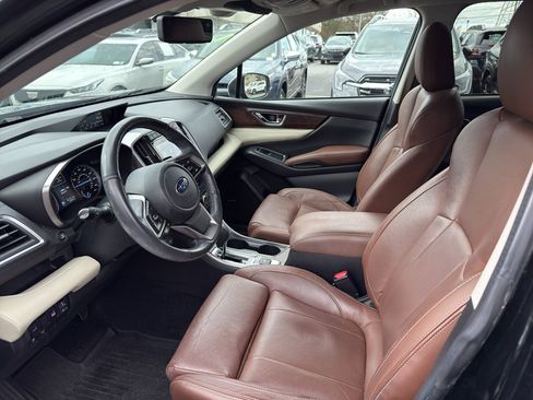 Used 2019 Subaru Ascent Touring w/ Popular Package #2A image 9