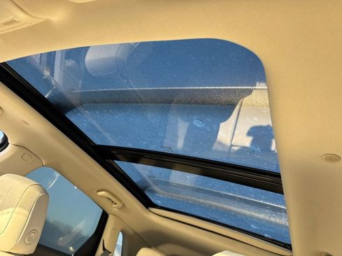 New 2026 Cadillac XT5 Premium Luxury w/ Driver Assist Package image 17