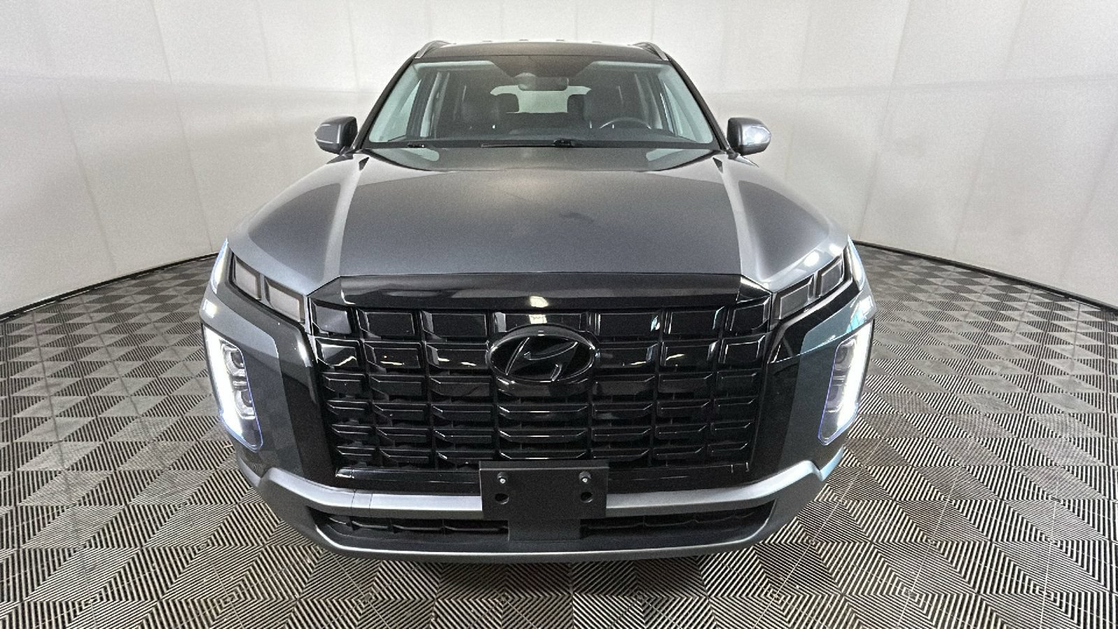Used 2025 Hyundai Palisade SEL FWD image 8