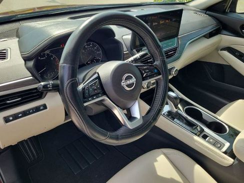 Certified 2023 Nissan Altima 2.5 SL FWD image 23