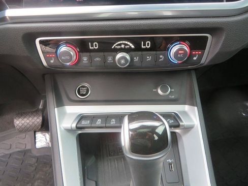 Used 2021 Audi Q3 2.0T Premium Plus w/ Premium Plus Package AWD/4WD image 21