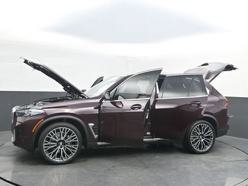 Certified 2024 BMW X5 sDrive40i w/ Premium Package image 51