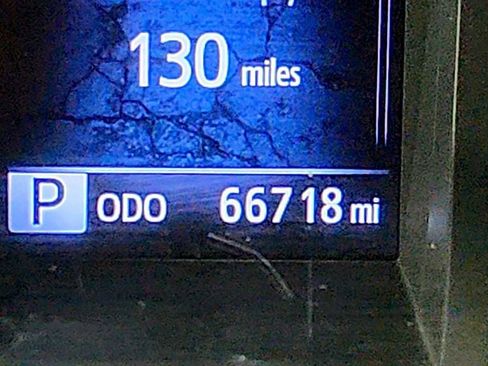 Used 2019 Toyota Tacoma SR image 15