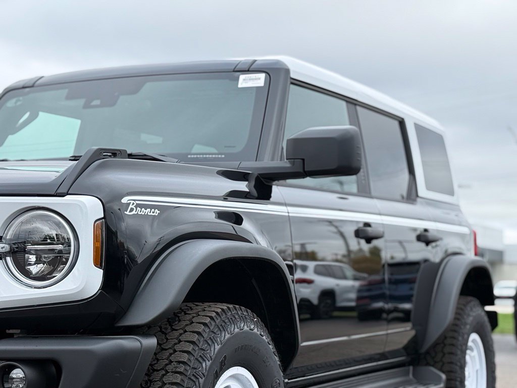 New 2026 Ford Bronco Heritage Edition AWD/4WD image 34