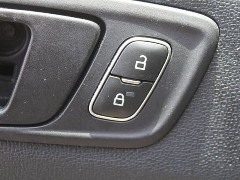 Used 2019 Ford EcoSport S AWD/4WD image 22