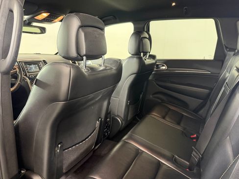 Used 2017 Jeep Grand Cherokee Limited AWD/4WD image 26