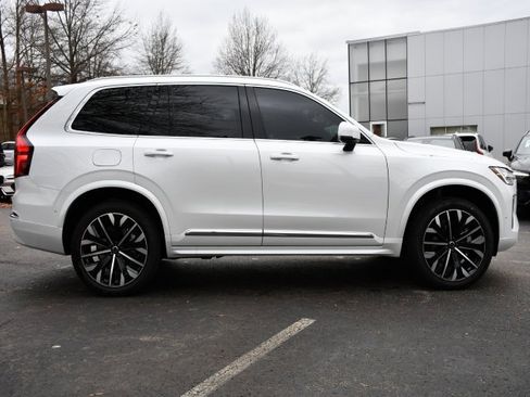 New 2026 Volvo XC90 B6 Plus w/ Protection Package Premier image 8