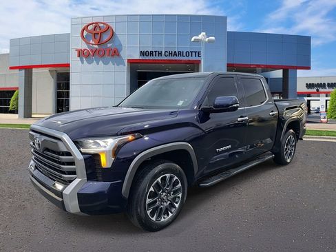 Used 2025 Toyota Tundra Limited AWD/4WD image 5
