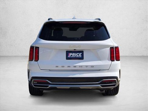 Used 2022 Kia Sorento SX image 7