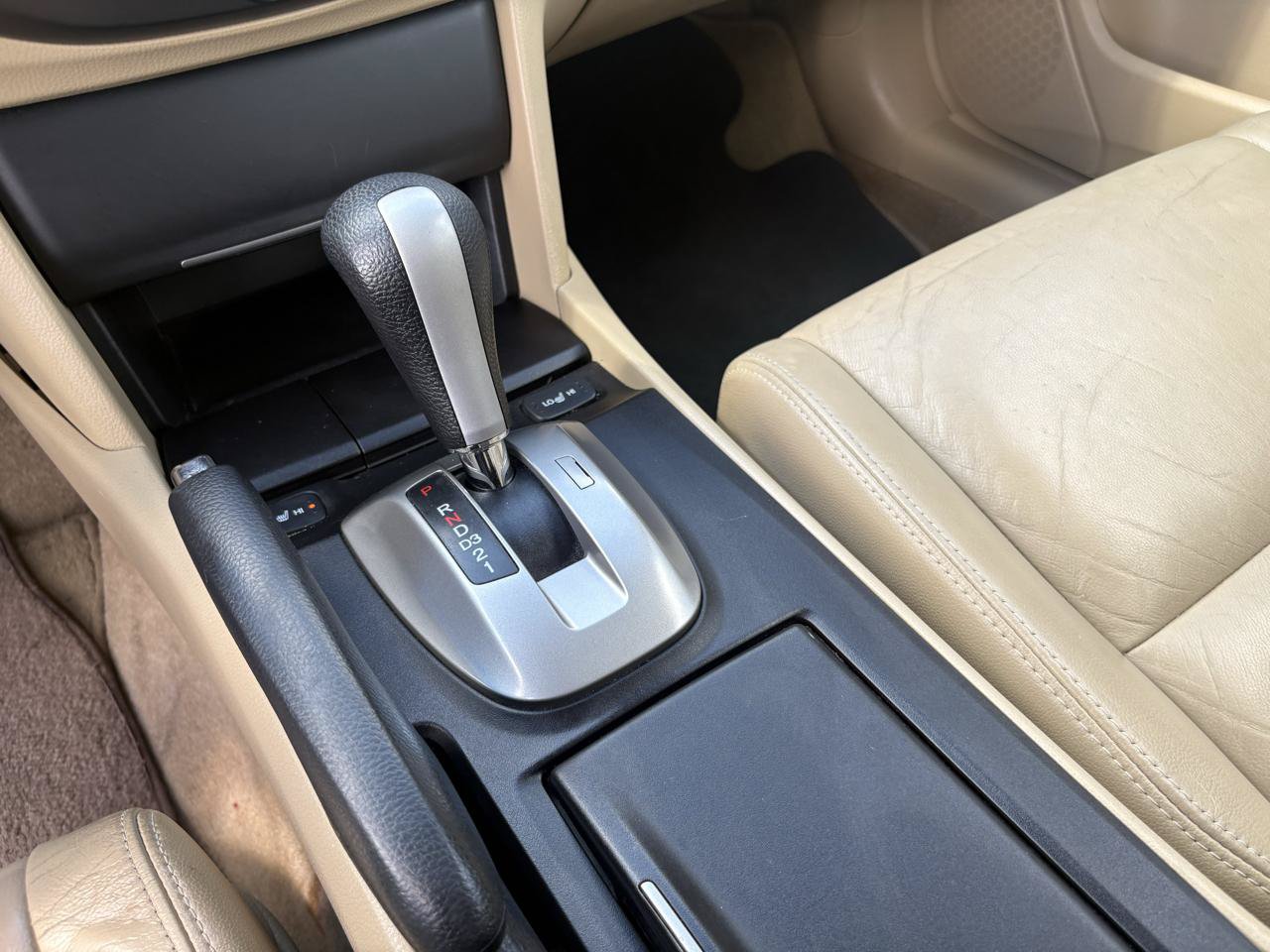 Used 2009 Honda Accord EX-L image 43