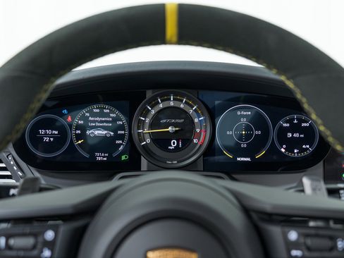 Certified 2025 Porsche 911 GT3 RS image 24