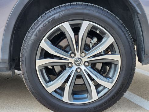 Used 2018 Lexus RX 350 FWD w/ Premium Package image 11