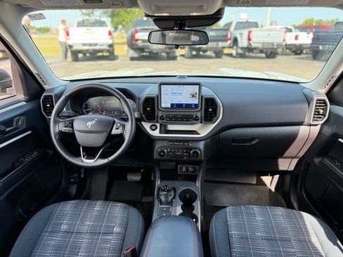 Used 2024 Ford Bronco Sport Heritage w/ Heritage Convenience Package AWD/4WD image 16
