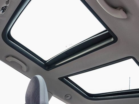 Used 2025 MINI Cooper S image 24