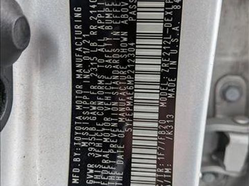 Used 2021 Toyota Corolla LE w/ Carpet Mat Package (TMS) image 22