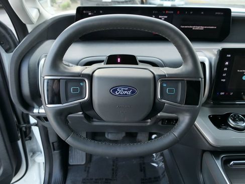 Used 2025 Ford Expedition Max Active image 19