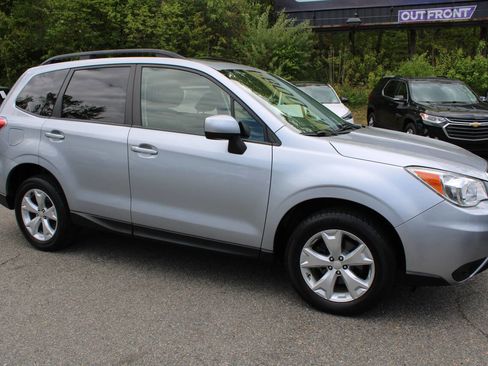Used 2014 Subaru Forester 2.5i Premium w/ All-Weather Package AWD/4WD image 5