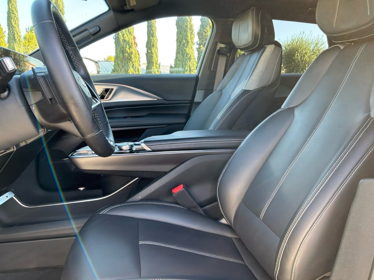 Used 2024 Cadillac Lyriq Tech RWD image 19