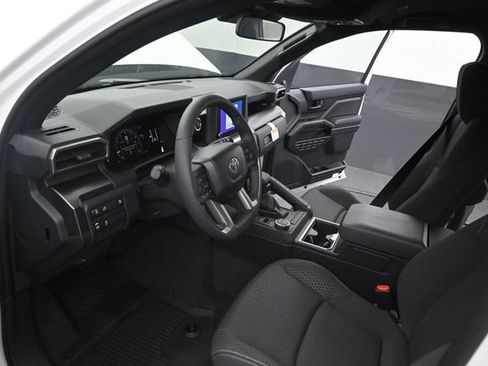 New 2026 Toyota 4Runner SR5 RWD image 4