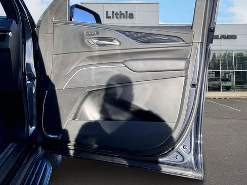 Used 2023 Cadillac Escalade Sport image 28