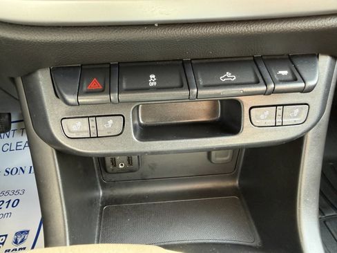 Used 2019 Chevrolet Colorado LT w/ Luxury Package, Chrome image 27