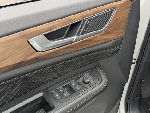 New 2026 Volkswagen Atlas SE AWD/4WD image 11