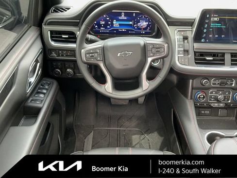 Used 2024 Chevrolet Suburban RST w/ Luxury Package AWD/4WD image 15