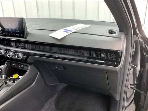 Used 2023 Honda CR-V Sport Touring image 18