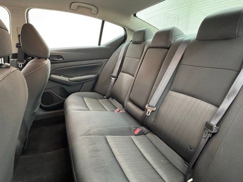 Used 2024 Nissan Altima 2.5 SV image 35