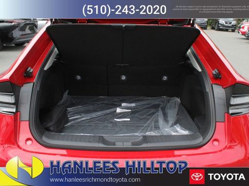 New 2026 Toyota Prius Plug-In Hybrid image 10