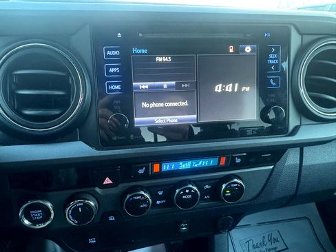 Used 2016 Toyota Tacoma SR5 image 20