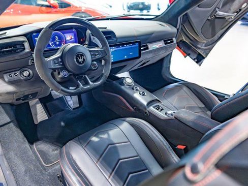 Used 2023 Maserati MC20 Coupe image 38