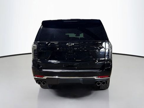 New 2025 Chevrolet Suburban Premier AWD/4WD image 9