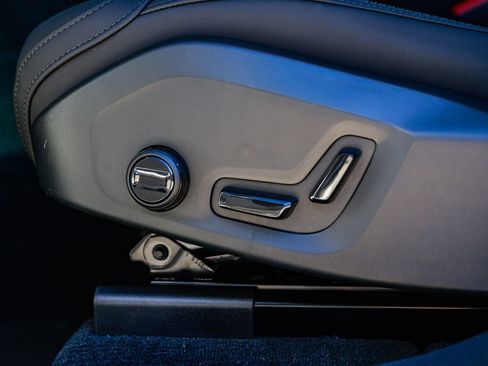 New 2026 Volvo XC60 B5 Plus w/ Climate Package image 22