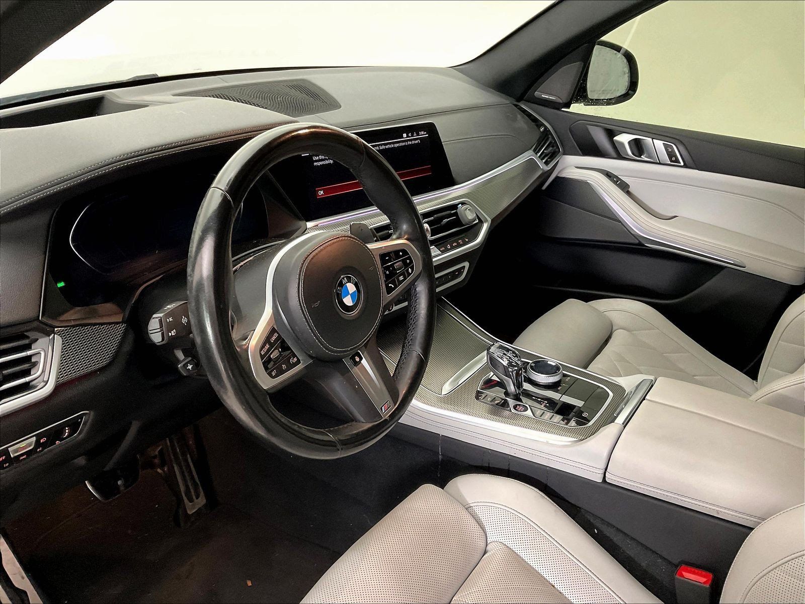 Used 2023 BMW X5 xDrive40i w/ Executive Package AWD/4WD image 4