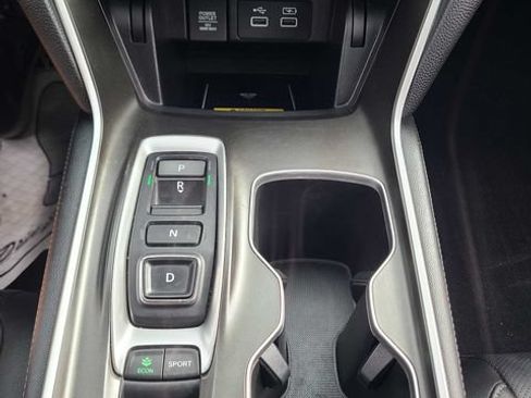 Used 2022 Honda Accord Touring image 32