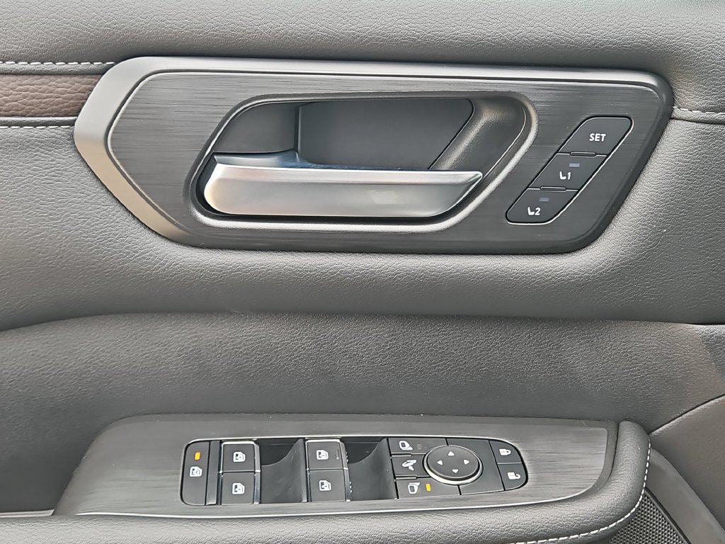 New 2026 Nissan Armada SL RWD image 15