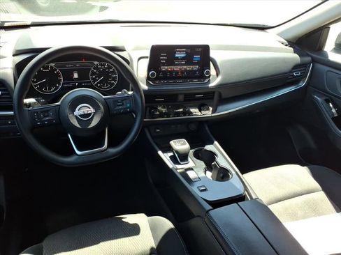 Used 2024 Nissan Rogue SV image 22