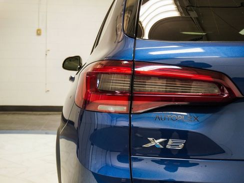 Used 2021 BMW X5 xDrive45e w/ Premium Package image 44