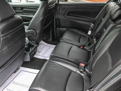 Used 2023 Honda Odyssey Touring image 19